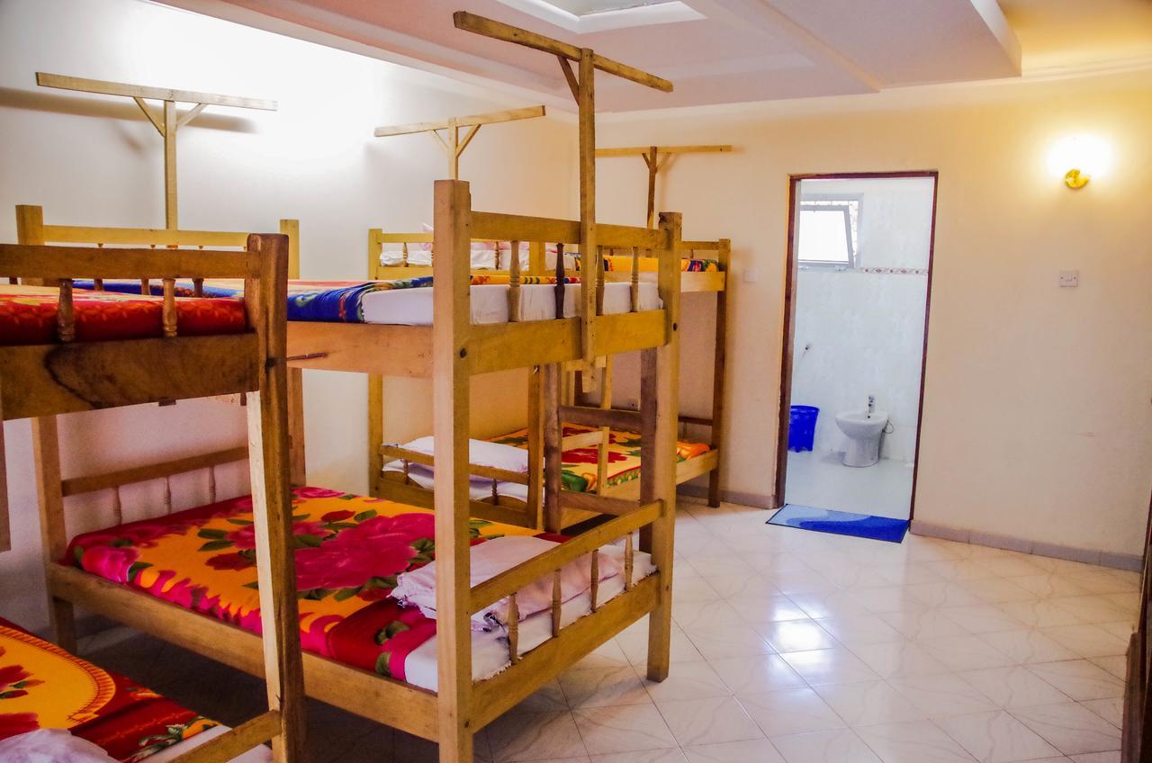 Wakawaka Hostel Arusha Esterno foto