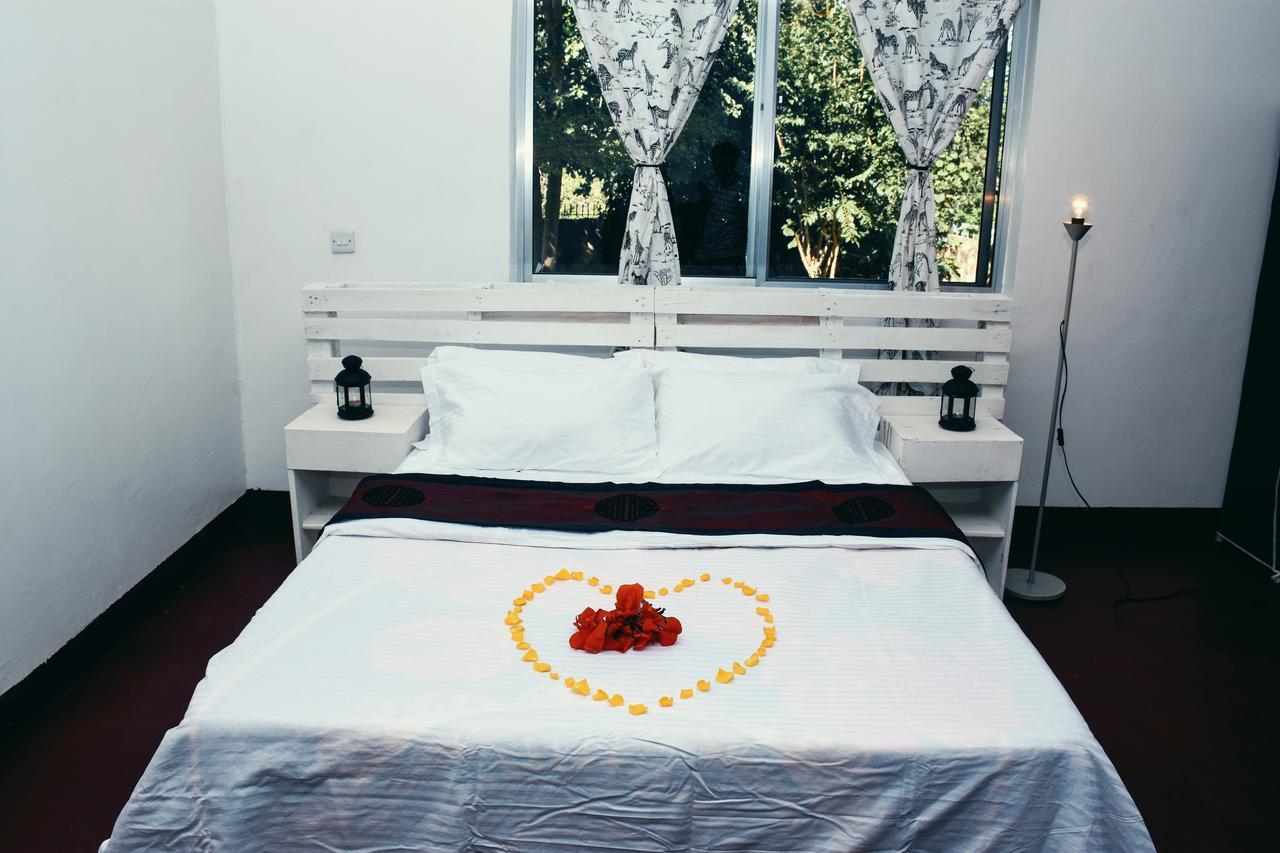 Wakawaka Hostel Arusha Esterno foto