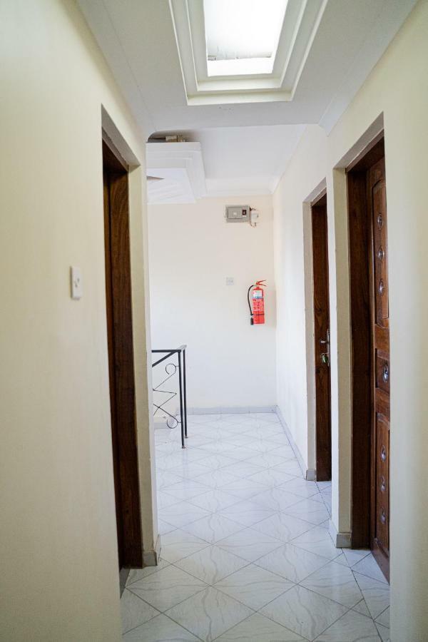 Wakawaka Hostel Arusha Esterno foto