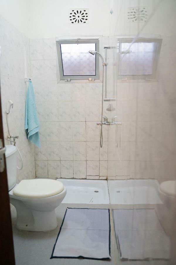 Wakawaka Hostel Arusha Esterno foto